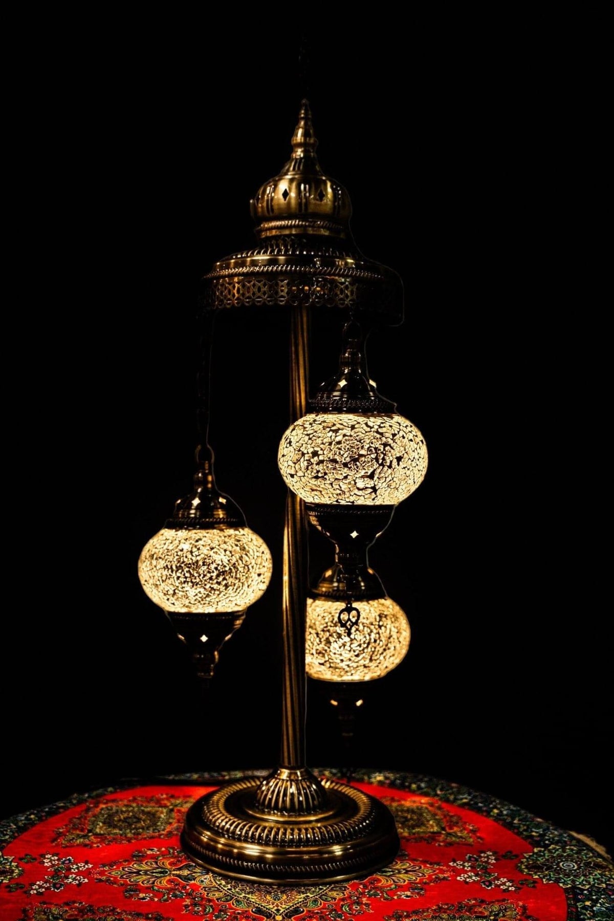 Mosaic Floor Lamp 3 Pieces Cracked Design- White — original Bazaar G retail product photo