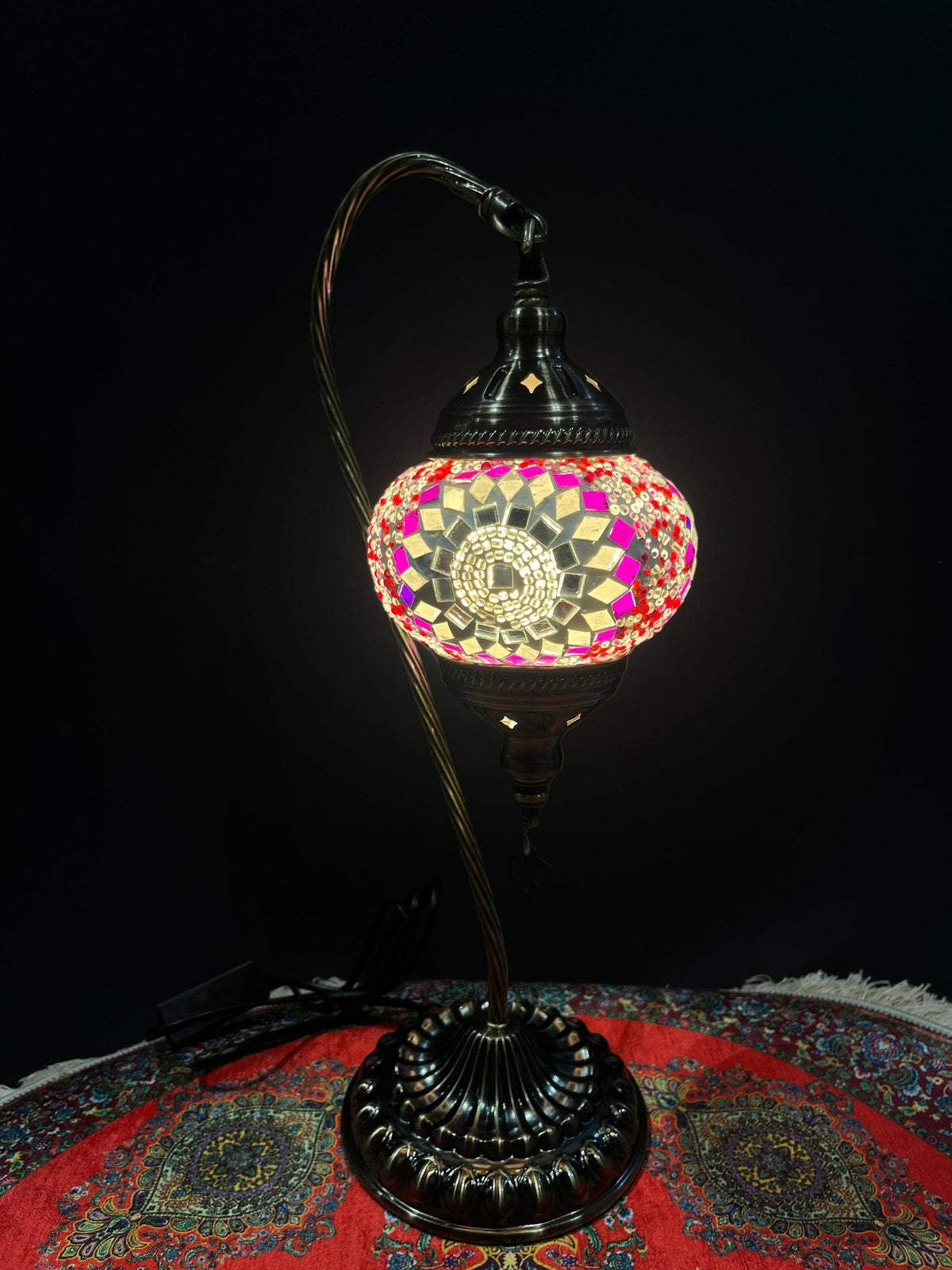 Mosaic Swan Lamp Pink White — original Bazaar G retail product photo